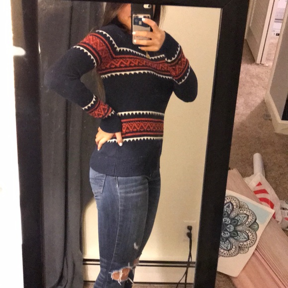 Patterned Sweater - Picture 2 of 3